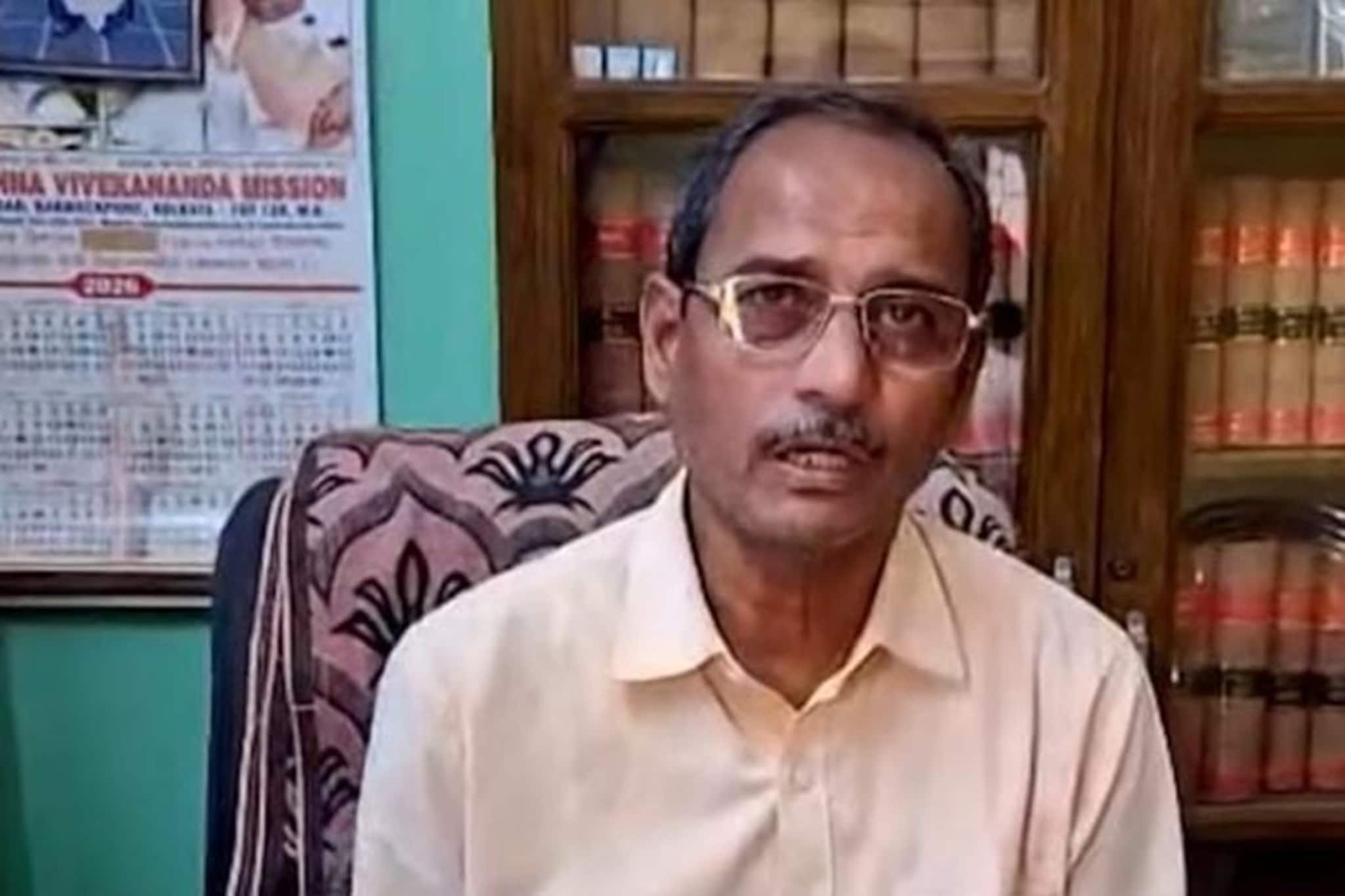 লাথিতে বৃদ্ধের মৃত্যু, ব্যারাকপুরে গ্রেফতার তৃণমূল কাউন্সিলর! অভিযুক্তকে সাসপেন্ড করল দল