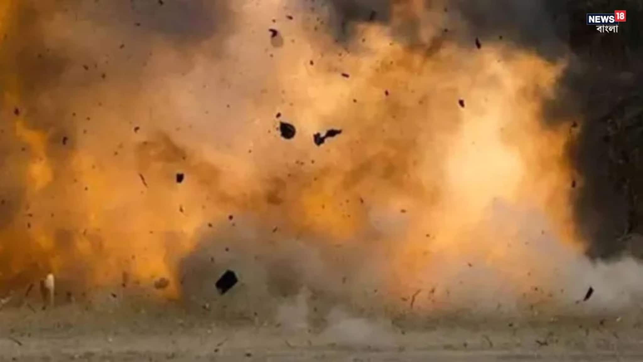 Bhangar Blast: বিস্ফোরণে কেঁপে উঠল ভাঙর! আইসিইউতে ৩ শিশু, একজনের অবস্থা আশঙ্কাজনক