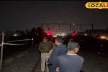 সাঁইথিয়া স্টেশনে বোমাতঙ্ক ! রেল লাইনের ধারে ঝোপ থেকে উদ্ধার তাজা বোমা