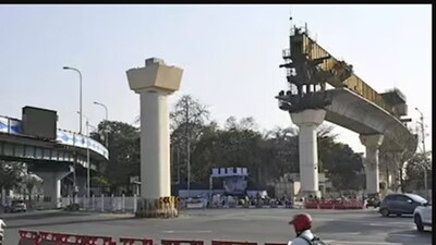 কবে কাটবে মেট্রোর চিংড়িঘাটা জট? 