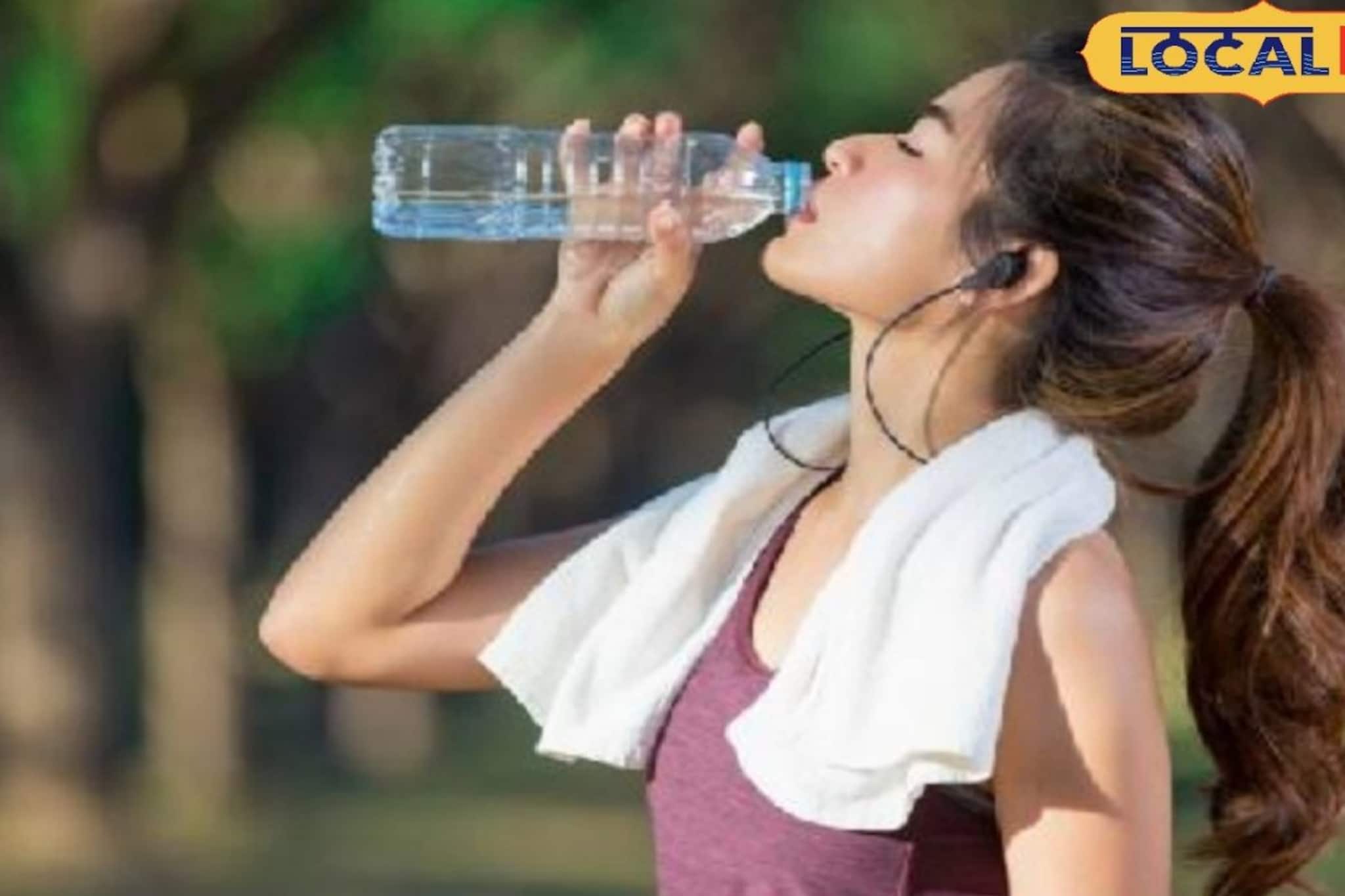 আপনিও কি প্লাস্টিকের বোতলে জল খান! অজান্তেই শরীরে বাসা বাঁধছে জটিল সব রোগ, সতর্ক হন এখনই আপনিও কি প্লাস্টিকের বোতলে জল খান! অজান্তেই শরীরে বাসা বাঁধছে জটিল সব রোগ, সতর্ক হন এখনই