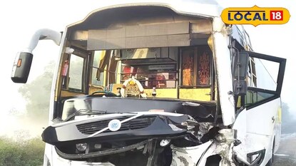 দুর্ঘটনাগ্রস্ত বাস দুর্ঘটনাগ্রস্ত বাস