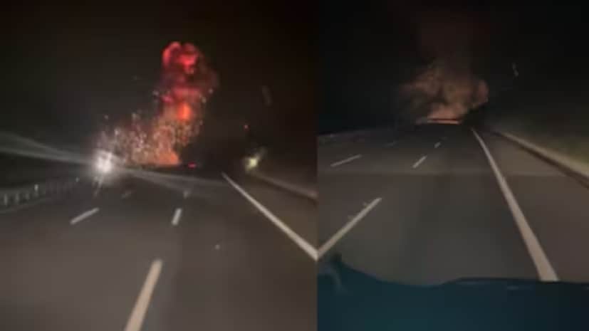 আমেরিকা এবং ইরানের উত্তেজনা পশ্চিম এশিয়ায় এমনিই উত্তেজনা ছড়িয়েছে। এর মধ্যেই পাকিস্তানের বন্ধু দেশ তুরস্কে ভেঙে পড়ল আমেরিকার দেওয়া F16 যুদ্ধবিমান। Image: AP আমেরিকা এবং ইরানের উত্তেজনা পশ্চিম এশিয়ায় এমনিই উত্তেজনা ছড়িয়েছে। এর মধ্যেই পাকিস্তানের বন্ধু দেশ তুরস্কে ভেঙে পড়ল আমেরিকার দেওয়া F16 যুদ্ধবিমান। Image: AP