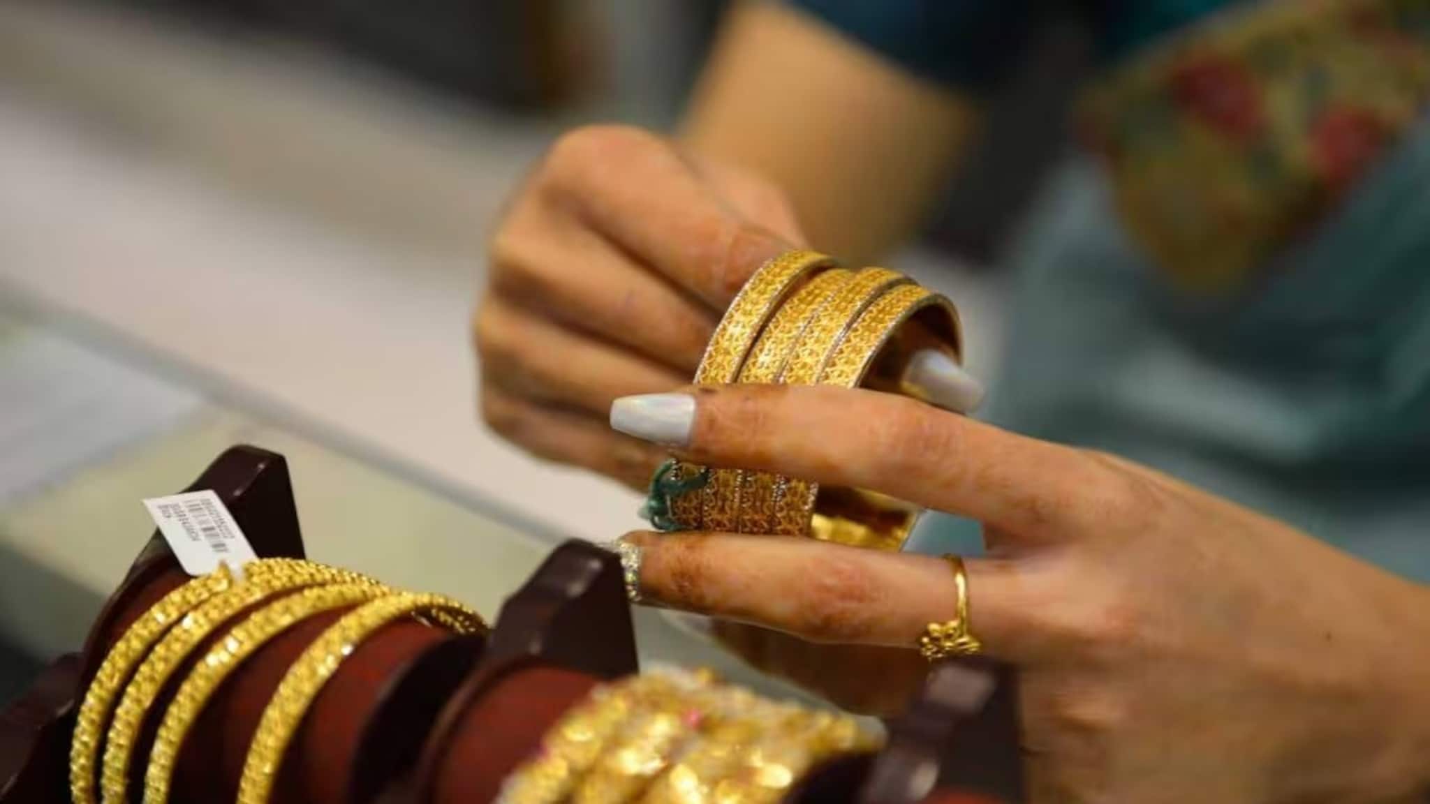 GST On Gold Explained: সোনার উপর GST, কিন্তু কত? মেকিং চার্জ, সোনার দাম এবং করের পিছনের হিসেবটি বুঝুন