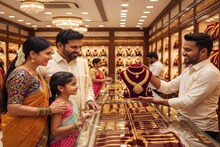 Gold & Silver Alert: হায়দরাবাদে বিপুল দাম কমেছে সোনা ও রুপোর ! হঠাৎ দাম সংশোধনের পিছনে কী কারণ রয়েছে জেনে নিন