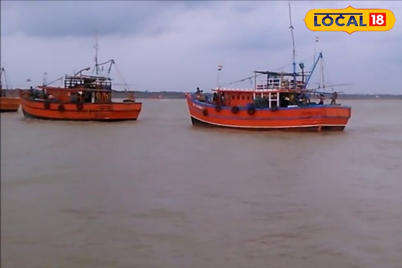 দক্ষিণ-পূর্ব বঙ্গোপসাগর এলাকায় একটি নিম্নচাপ শক্তি বাড়াচ্ছে। বঙ্গোপসাগরে যখন নিম্নচাপ শক্তি বাড়াচ্ছে সেই সময় দক্ষিণবঙ্গের জেলায় জেলায় বাড়ছে তাপমাত্রার পারদ। এমন পরিস্থিতিতে দক্ষিণবঙ্গ থেকে এখন পাকাপাকিভাবে শীত বিদায় নিতে শুরু করেছে তা নিয়ে কোনও সন্দেহ নেই। দক্ষিণ-পূর্ব বঙ্গোপসাগর এলাকায় একটি নিম্নচাপ শক্তি বাড়াচ্ছে। বঙ্গোপসাগরে যখন নিম্নচাপ শক্তি বাড়াচ্ছে সেই সময় দক্ষিণবঙ্গের জেলায় জেলায় বাড়ছে তাপমাত্রার পারদ। এমন পরিস্থিতিতে দক্ষিণবঙ্গ থেকে এখন পাকাপাকিভাবে শীত বিদায় নিতে শুরু করেছে তা নিয়ে কোনও সন্দেহ নেই।