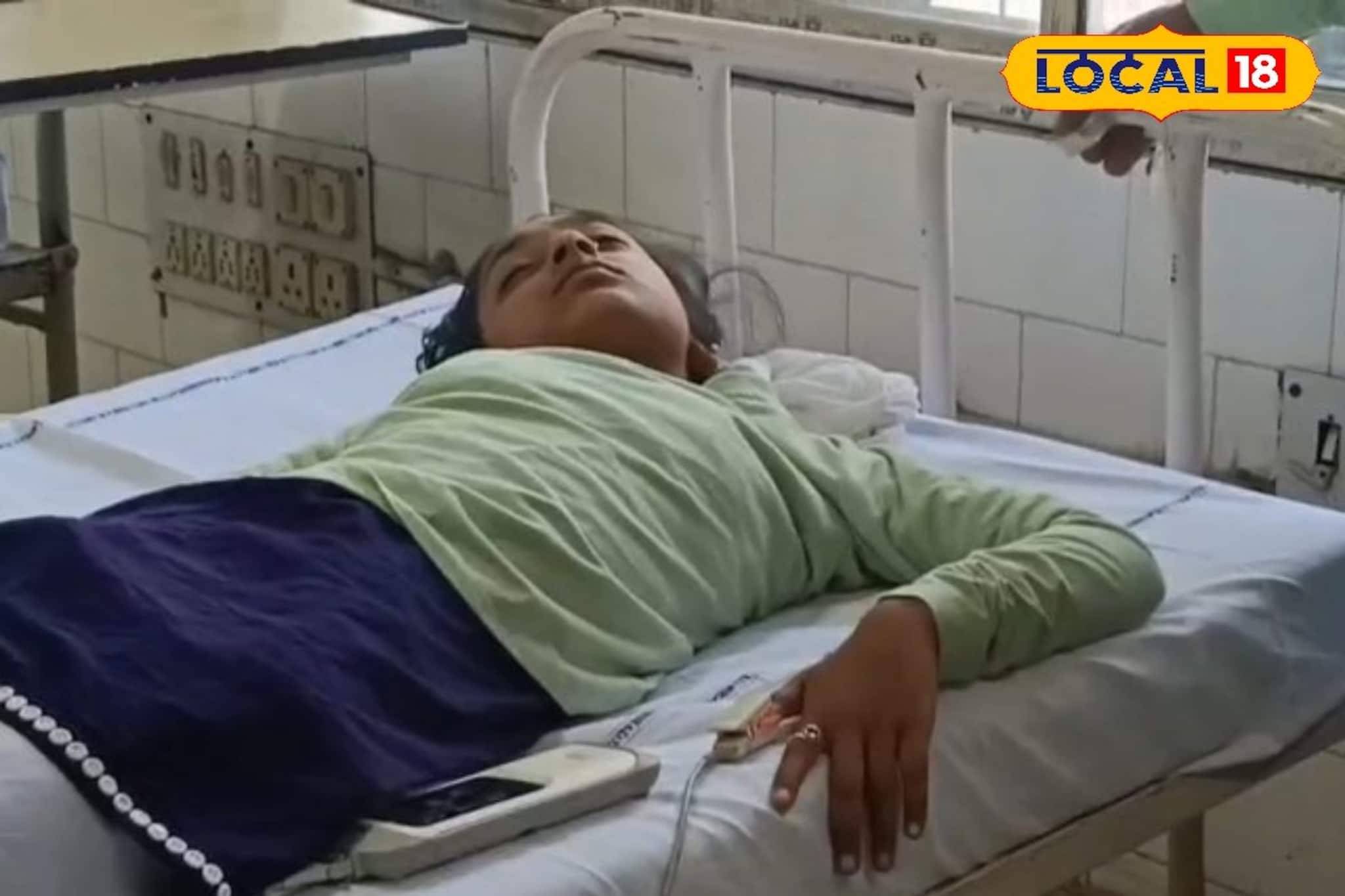 মাধ্যমিকের প্রথম দিনেই অসুস্থ ছাত্রী, পরীক্ষা শুরুর আগেই তড়িঘড়ি ভর্তি হাসপাতালে মাধ্যমিকের প্রথম দিনেই অসুস্থ ছাত্রী, পরীক্ষা শুরুর আগেই তড়িঘড়ি ভর্তি হাসপাতালে