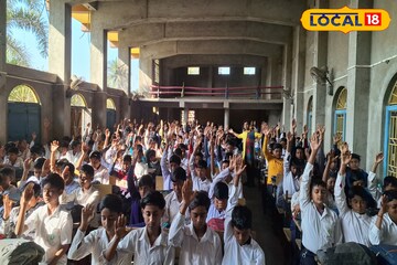 মোটা অঙ্কের চাকরি ছেড়ে বিনামূল্যে দিচ্ছেন পাঠ, 'এই' প্রশিক্ষণে কথার জড়তা কাটবে নিমেষে