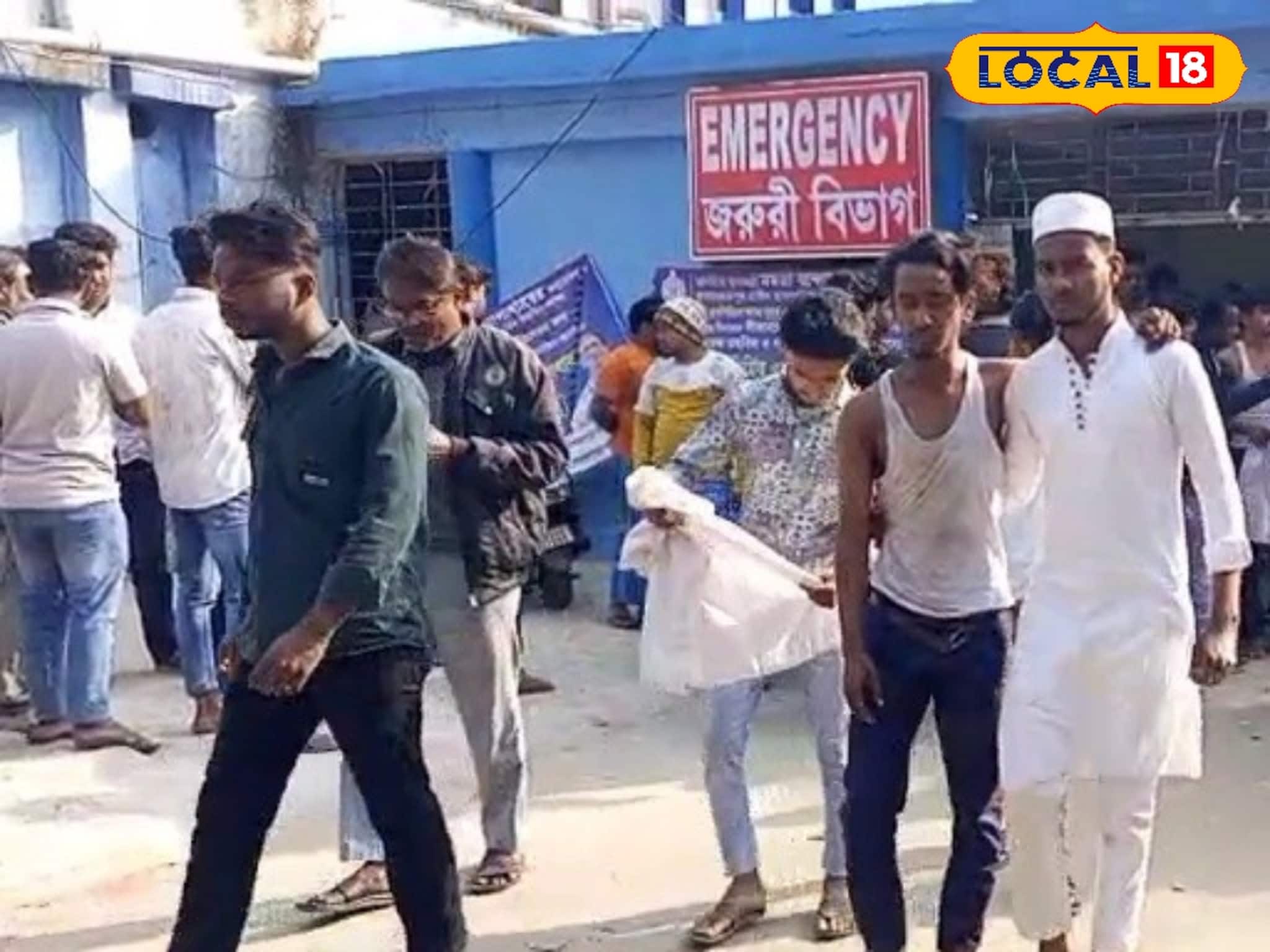 মাধ্যমিক পরীক্ষা দিয়ে বাড়ি ফেরার পথে দুর্ঘটনা! বাইক গাছে ধাক্কা মারতে ছিটকে পড়ল ৬ ছাত্র