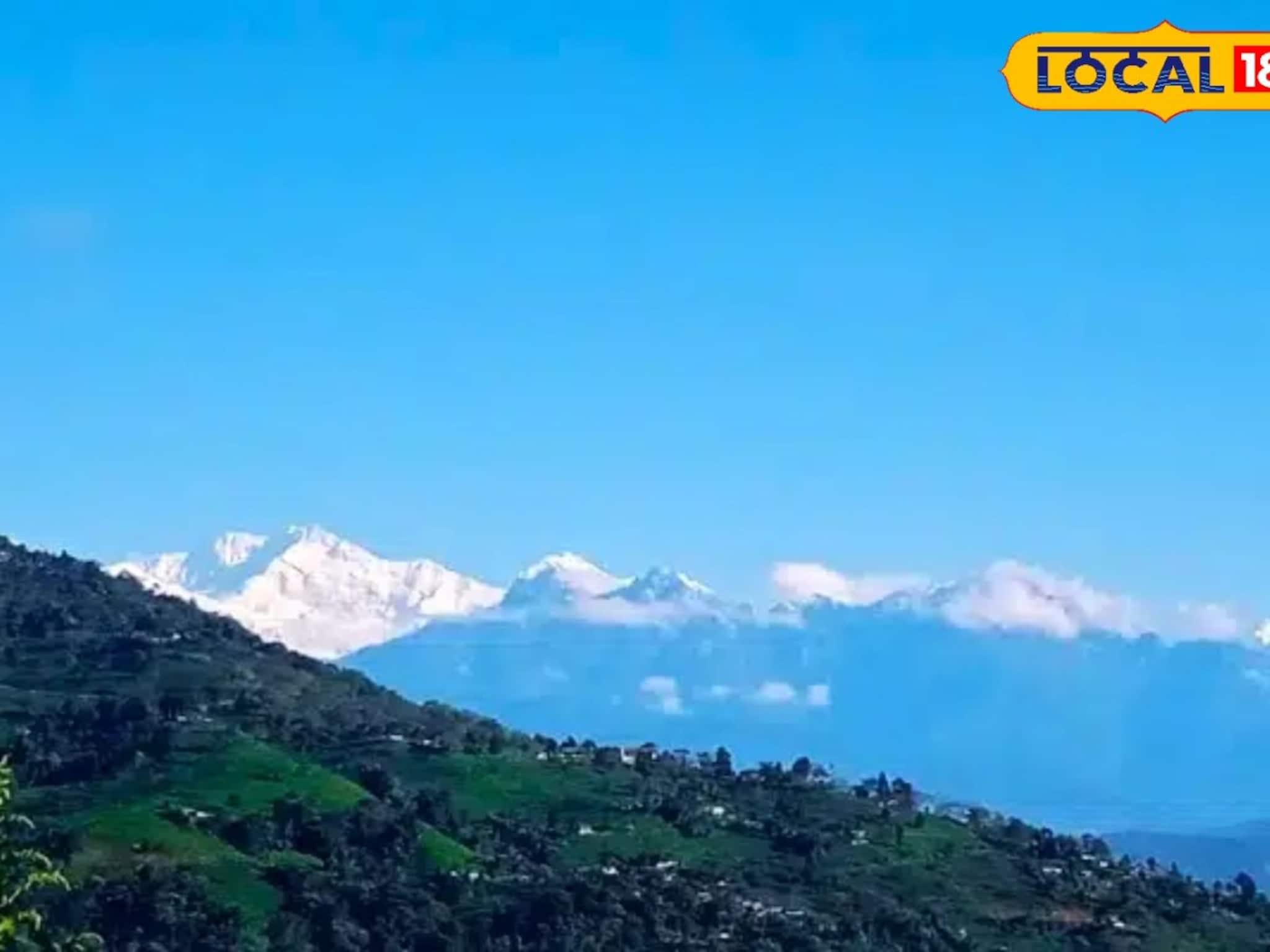 ম্যাল থেকেই ধরা দিল কাঞ্চনজঙ্ঘা, খুশি পর্যটকরা! দিনে কড়া রোদ, সন্ধ্যায় ‘সোয়েটার’ মাস্ট