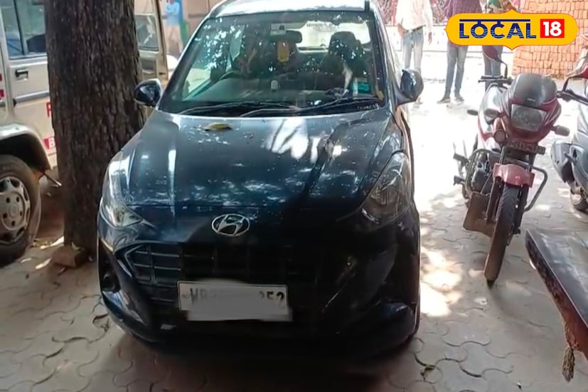 উত্তর ২৪ পরগণা জেলার বসিরহাট মহাকুমার বাদুড়িয়ার রাখালগাছি তিন রাস্তার মোড় এলাকায় বড়সড় বন্যপ্রাণী পাচারচক্রের বিরুদ্ধে সাফল্য পেল পুলিশ। গোপন সূত্রে খবর পেয়ে বাদুড়িয়া থানার পুলিশ বিশেষ অভিযান চালিয়ে ১১৮টি কচ্ছপ উদ্ধার করে, যা এলাকায় ব্যাপক চাঞ্চল্যের সৃষ্টি করেছে। (ছবি ও তথ্য - জুলফিকার মোল্যা)