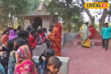 বেনজির ঘটনা মুর্শিদাবাদে! স্বামীর সামনেই প্রেমিকের গলায় মালা! তারপর যা ঘটল,শুনে চমকে উঠবেন