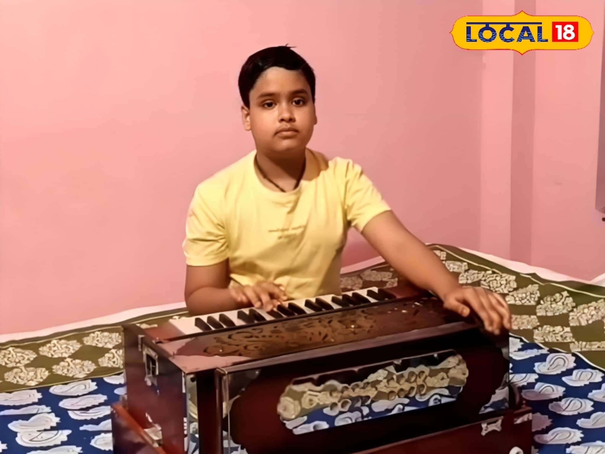 ১০ বছর বয়সেই সুপারস্টার! বাংলা গানের দুনিয়ায় বাজিমাত পটাশপুরের খুদে সুপারস্টার স্বর্ণাভর