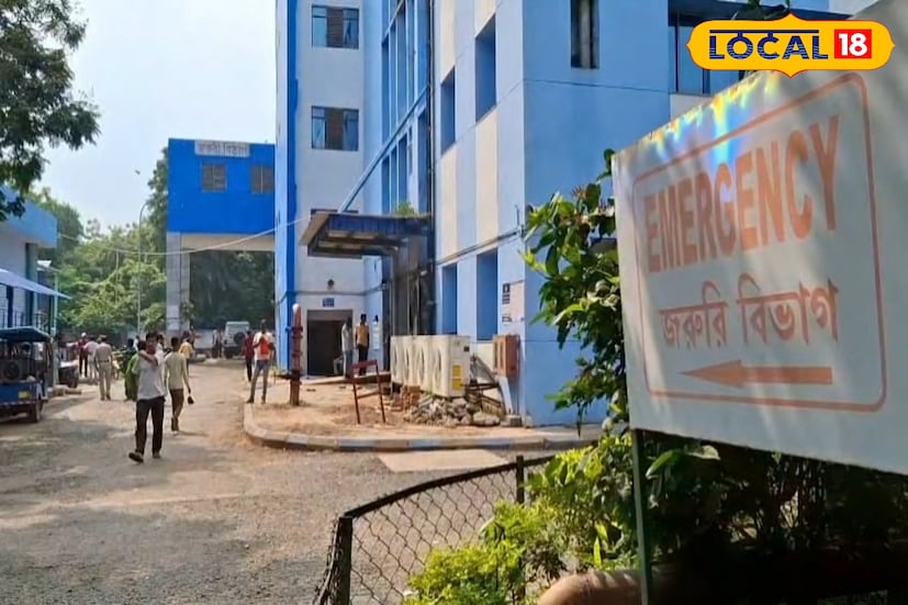 সিউড়ি সদর হাসপাতালে কুকুরের উপদ্রব বর্তমানে এক চরম উদ্বেগের কারণ হয়ে দাঁড়িয়েছে। হাসপাতালের সুপার প্রকাশচন্দ্র বাগ বিষয়টিকে অত্যন্ত গুরুত্বের সঙ্গে দেখছেন। পরিস্থিতি সামাল দিতে হাসপাতালের অ্যাসিস্ট্যান্ট সুপারকে 'এয়ারমার্ক কন্ট্রোল অফিসার' হিসেবে নিয়োগ করা হয়েছে, যার মূল দায়িত্ব হবে হাসপাতালের ভেতরে কুকুরের আনাগোনা নিয়ন্ত্রণ করা। (ছবি ও তথ্য: সুদীপ্ত গড়াই)