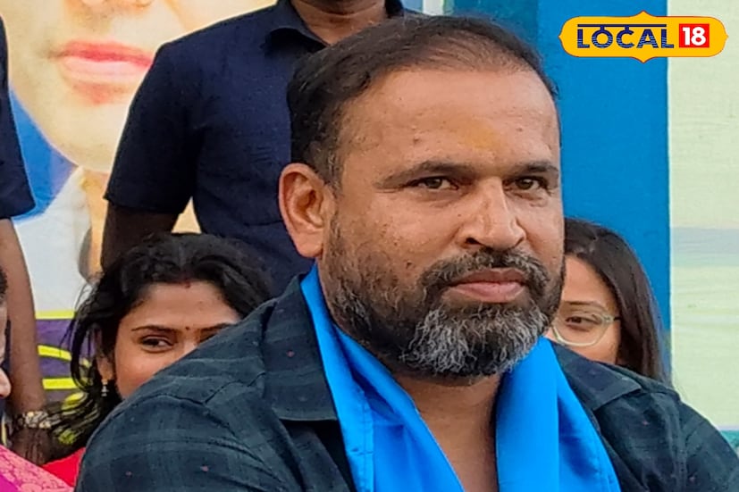 রবিবাসরীয় ভারত-পাকিস্তান ম্যাচের জন্য মুখিয়ে ক্রিকেটপ্রেমীরা। যাবতীয় বিতর্ক পেরিয়ে অবশেষে কলোম্বোতে মাঠে নামতে চলেছে চির প্রতিদ্বন্দ্বী দুই দল।