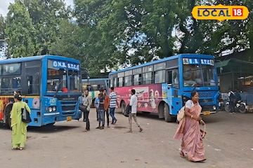 শিলিগুড়ির একাধিক রাস্তায় ট্রাফিকের ধীরগতি, জারি রুট পরিবর্তনের নির্দেশ শিলিগুড়ির একাধিক রাস্তায় ট্রাফিকের ধীরগতি, জারি রুট পরিবর্তনের নির্দেশ