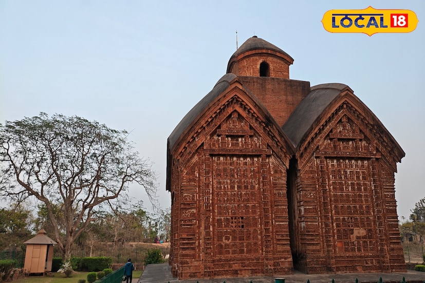 *বাঁকুড়া জেলায় বুধবারের আবহাওয়া মোটামুটি গরম ও আর্দ্র ছিল। সকালে তাপমাত্রা ছিল প্রায় ২০–২২° সেলসিয়াসের মধ্যে, আর দুপুরে তা বেড়ে দাঁড়ায় প্রায় ৩০–৩৩° সেলসিয়াসে। আকাশ আংশিক মেঘলা থাকলেও বৃষ্টি হয়নি। বিকেলের দিকে হালকা হাওয়া বইতে শুরু করায় কিছুটা স্বস্তি মিলেছে। আর্দ্রতার পরিমাণ ছিল প্রায় ৬০–৭০ শতাংশ, তাই গরমটা বেশি অনুভূত হয়েছে। *বাঁকুড়া জেলায় বুধবারের আবহাওয়া মোটামুটি গরম ও আর্দ্র ছিল। সকালে তাপমাত্রা ছিল প্রায় ২০–২২° সেলসিয়াসের মধ্যে, আর দুপুরে তা বেড়ে দাঁড়ায় প্রায় ৩০–৩৩° সেলসিয়াসে। আকাশ আংশিক মেঘলা থাকলেও বৃষ্টি হয়নি। বিকেলের দিকে হালকা হাওয়া বইতে শুরু করায় কিছুটা স্বস্তি মিলেছে। আর্দ্রতার পরিমাণ ছিল প্রায় ৬০–৭০ শতাংশ, তাই গরমটা বেশি অনুভূত হয়েছে।