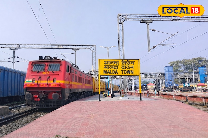 *রঙের উৎসব হবে এবার আরও রঙিন। দোলযাত্রা ও হোলি উপলক্ষে বিশেষ উদ্যোগ পূর্ব রেলের। উৎসব মুখর রেল যাত্রায় স্পেশ্যাল ট্রেন ঘোষণা করল পূর্বরেল। রেল যাত্রায় অতিরিক্ত ‌চাপ কমাতে মালদহ ও দিল্লিগামী স্পেশ্যাল ট্রেন চালানোর উদ্যোগ।