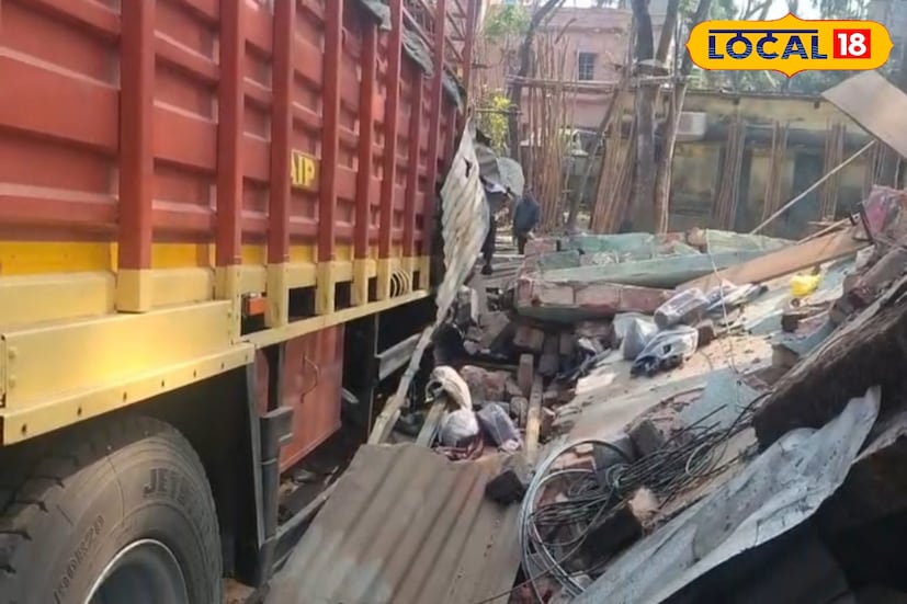 *হাবড়া, রুদ্র নারায়ণ রায়: এক রাতেই বদলাল ব্যবসায়ীদের ভাগ্য, বাঁচল প্রাণ। তবে অভাব রয়েছে নজরদারির, বলছেন সকলেই। হাবড়ার চোংদায় রাতের অন্ধকারে নিয়ন্ত্রণ হারিয়ে ভয়াবহ দুর্ঘটনায় কার্যত ধ্বংসস্তূপে পরিণত হল রাস্তার ধারের দুই দোকান। *হাবড়া, রুদ্র নারায়ণ রায়: এক রাতেই বদলাল ব্যবসায়ীদের ভাগ্য, বাঁচল প্রাণ। তবে অভাব রয়েছে নজরদারির, বলছেন সকলেই। হাবড়ার চোংদায় রাতের অন্ধকারে নিয়ন্ত্রণ হারিয়ে ভয়াবহ দুর্ঘটনায় কার্যত ধ্বংসস্তূপে পরিণত হল রাস্তার ধারের দুই দোকান।