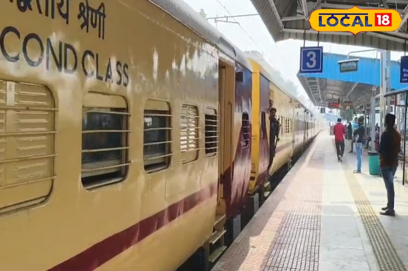 দক্ষিণবঙ্গের অন্যতম জনপ্রিয় ট্রেন ময়ূরাক্ষী এক্সপ্রেসে (১৩০৪৫) বড়সড় পরিবর্তন আনল রেল কর্তৃপক্ষ। যাত্রীদের দীর্ঘদিনের দাবি মেনেই এই ট্রেনে এবার থেকে যুক্ত করা হয়েছে শীতাতপ নিয়ন্ত্রিত থ্রি-টিয়ার (3A) কোচ। মূলত আরামদায়ক ও উন্নতমানের পরিষেবা নিশ্চিত করতেই এই বিশেষ সংযোজন। 