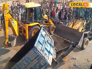 হরিহরপাড়ায় ট্রাক্টর উল্টে মৃত চালক 