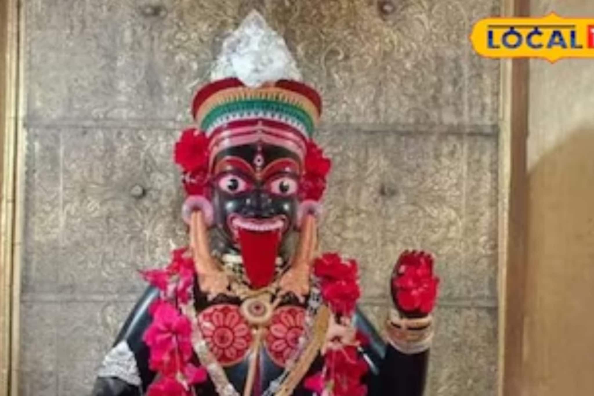 কী আছে বীরভূমের এই কালীমন্দিরে? সন্ধ্যার পরে হয়না কোনও পুজো, জানেন কেন? কী আছে বীরভূমের এই কালীমন্দিরে? সন্ধ্যার পরে হয়না কোনও পুজো, জানেন কেন?