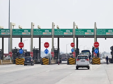 দেশের সর্বোচ্চ আয়ের টোল প্লাজা? তালিকা অবাক করবে ! দিল্লি বা মুম্বই কেউই শীর্ষ পাঁচে নেই দেশের সর্বোচ্চ আয়ের টোল প্লাজা? তালিকা অবাক করবে ! দিল্লি বা মুম্বই কেউই শীর্ষ পাঁচে নেই