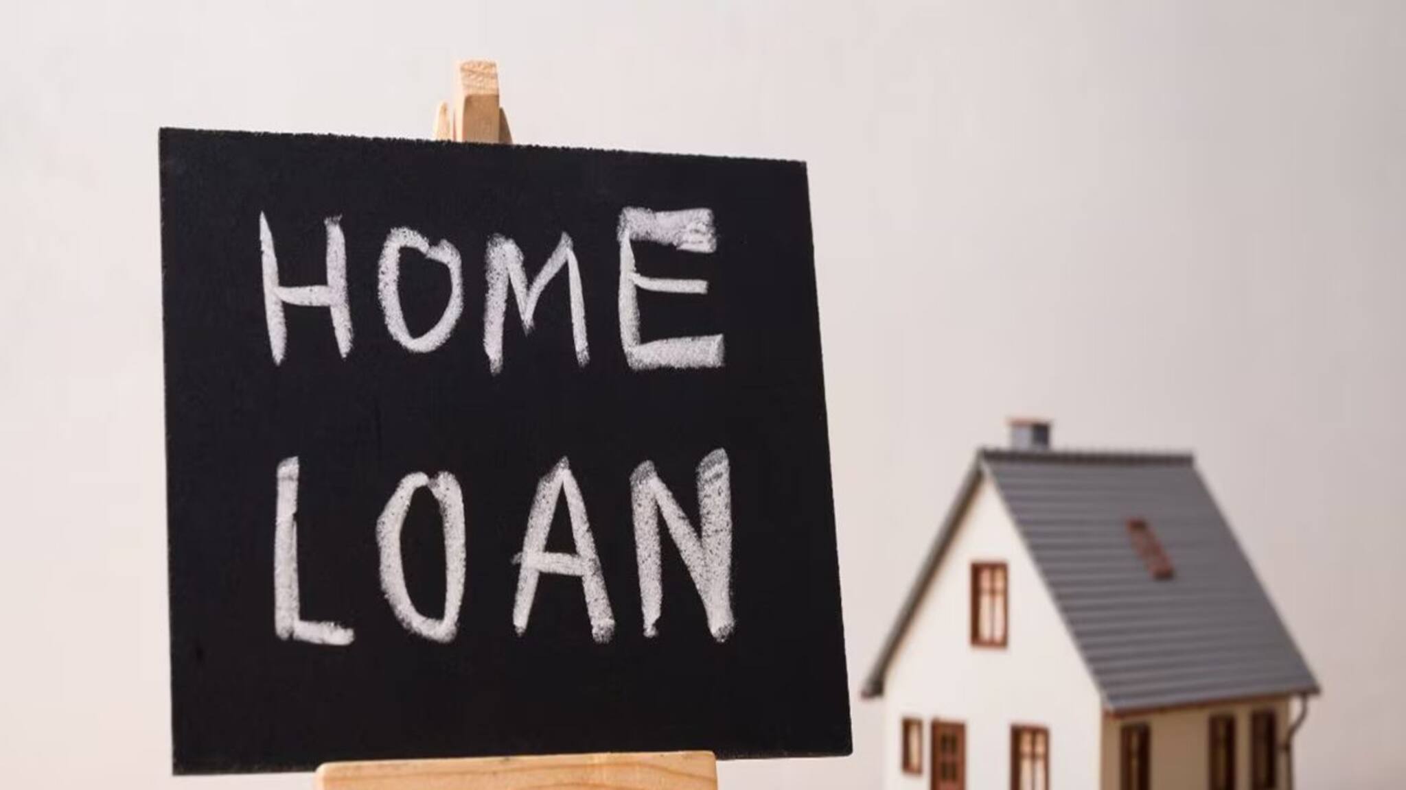 Home Loan: হোম লোনের সুদের উপর বাজেটে বড় ঘোষণা, মধ্যবিত্তদের জন্য সুখবর, কমবে EMI-এর চাপ ? যা না জানলেই নয়