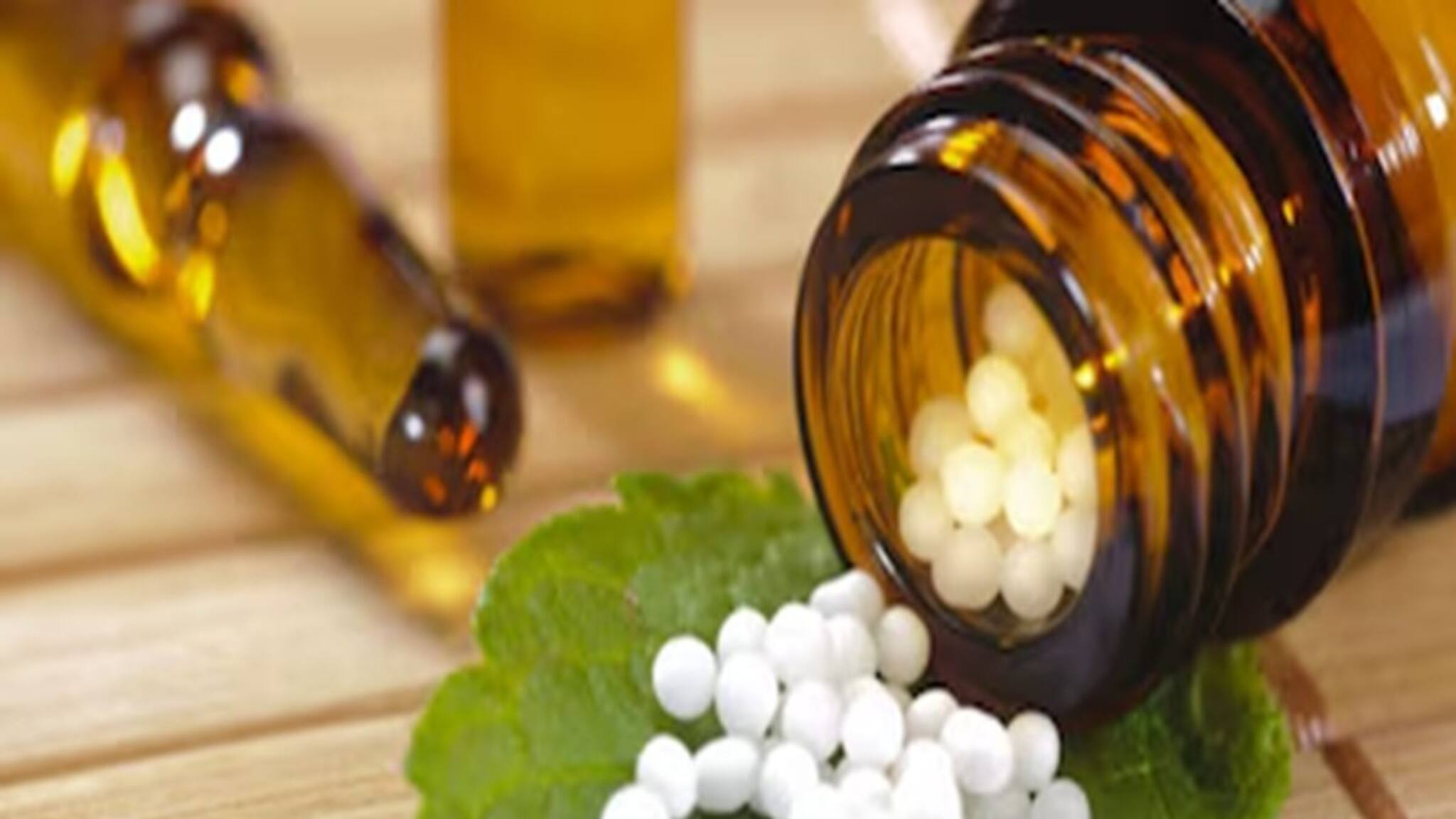 Homeopathic Medicines: অ্যালোপ্যাথিক ওষুধের দোকানেই বিক্রি হবে হোমিওপ্যাথিক ওষুধ? নিয়ম সরল করতে নয়া প্রস্তাব