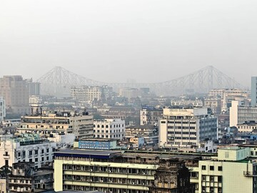 কলকাতা ও পার্শ্ববর্তী এলাকায় এক ধাক্কায় স্বাভাবিকের নীচে পারদ, ঠান্ডা কি ফের বাড়বে?