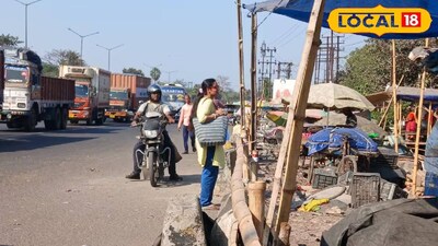 হাওড়ায় জাতীয় সড়কের ধারে বাঁশের ব্যারিকেড
