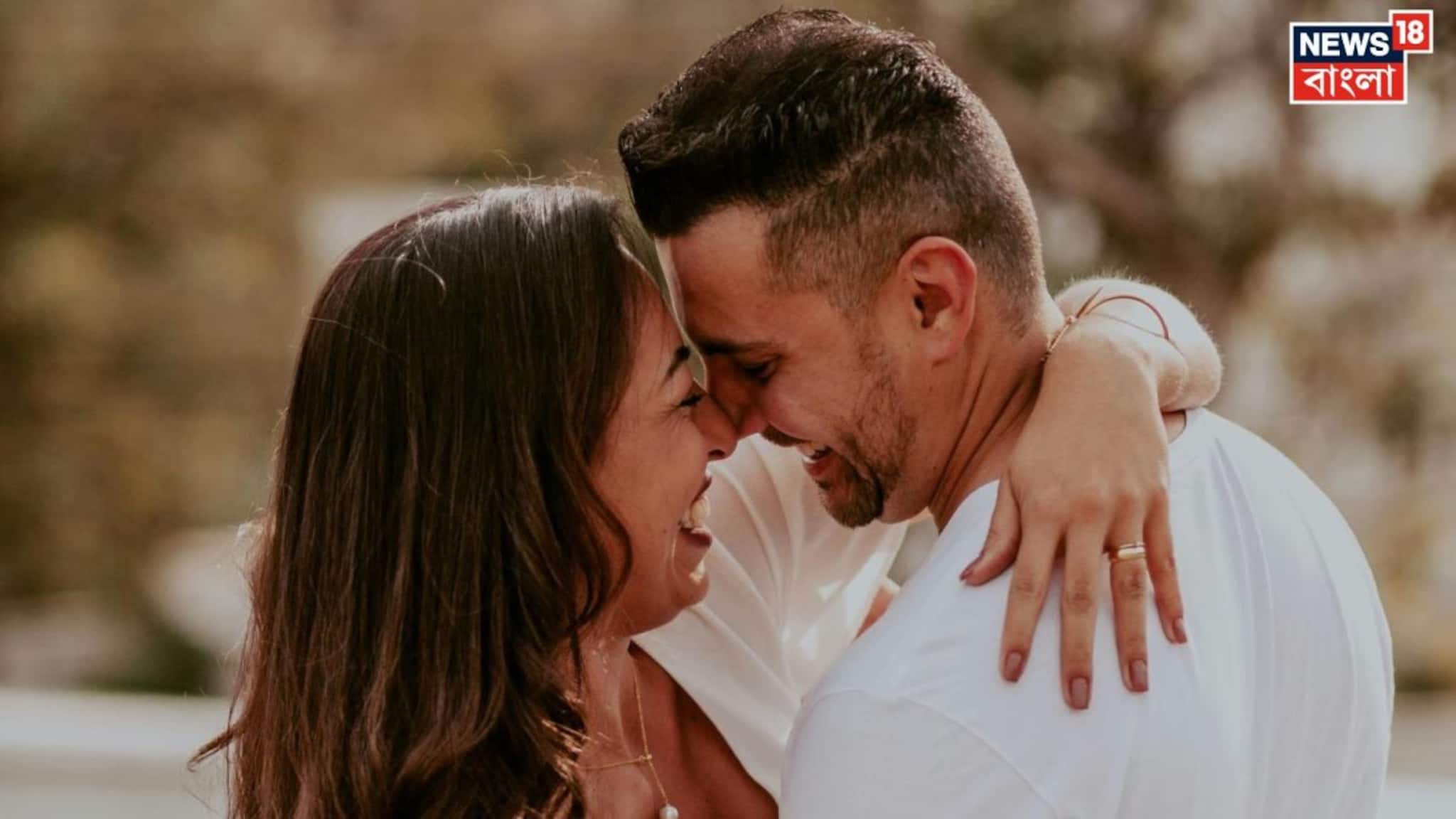 Hug Healing Benefits: শুধু জড়িয়ে ধরা, একটি সাধারণ আলিঙ্গনের হিলিং পাওয়ার জোর দেয় বেঁচে থাকায়