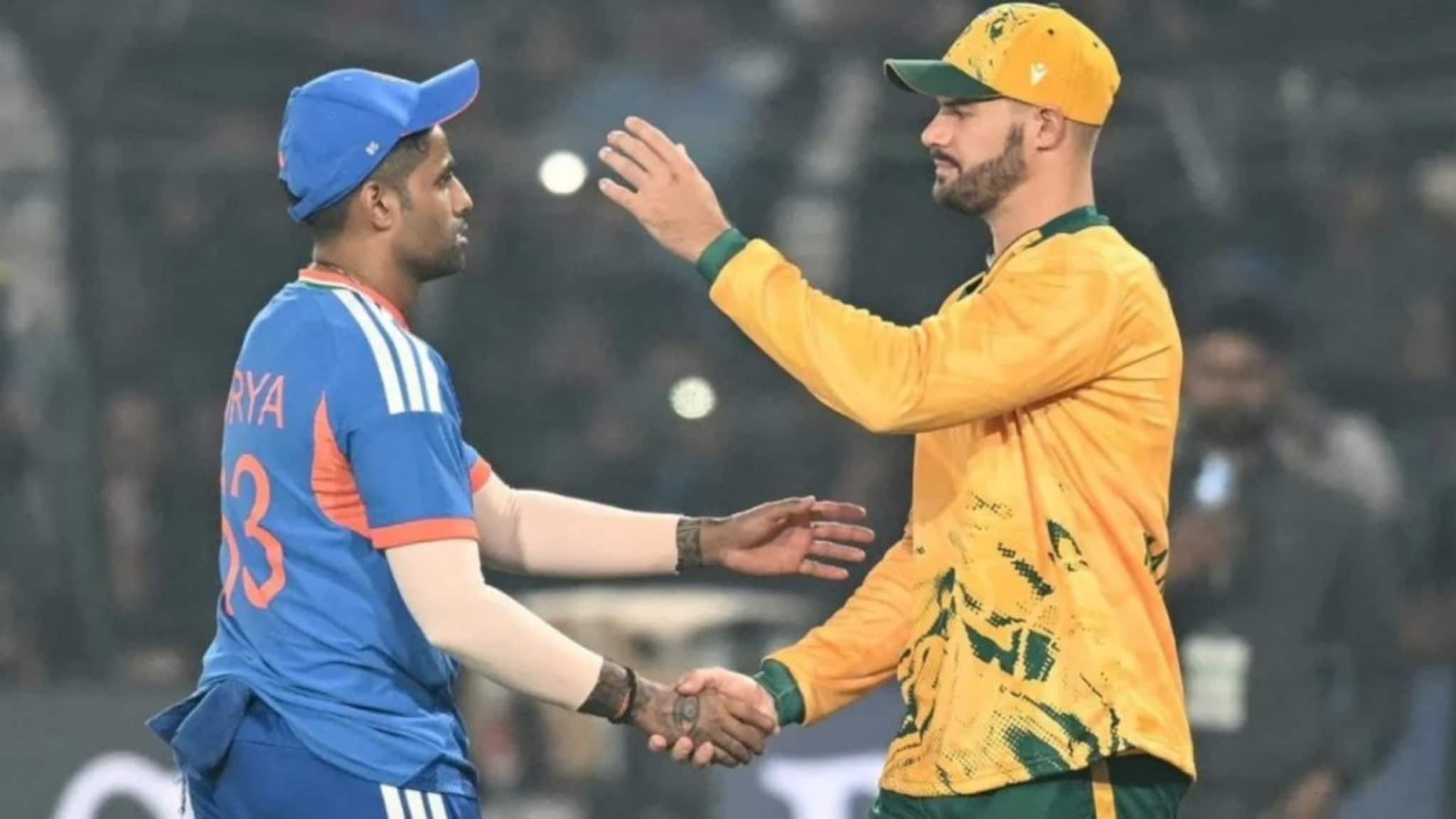 IND vs SA: দলে নেই অক্ষর-কুলদীপ! টস হেরে প্রথমে বোলিং টিম ইন্ডিয়ার, প্রোটিয়া দলে একাধিক বদল