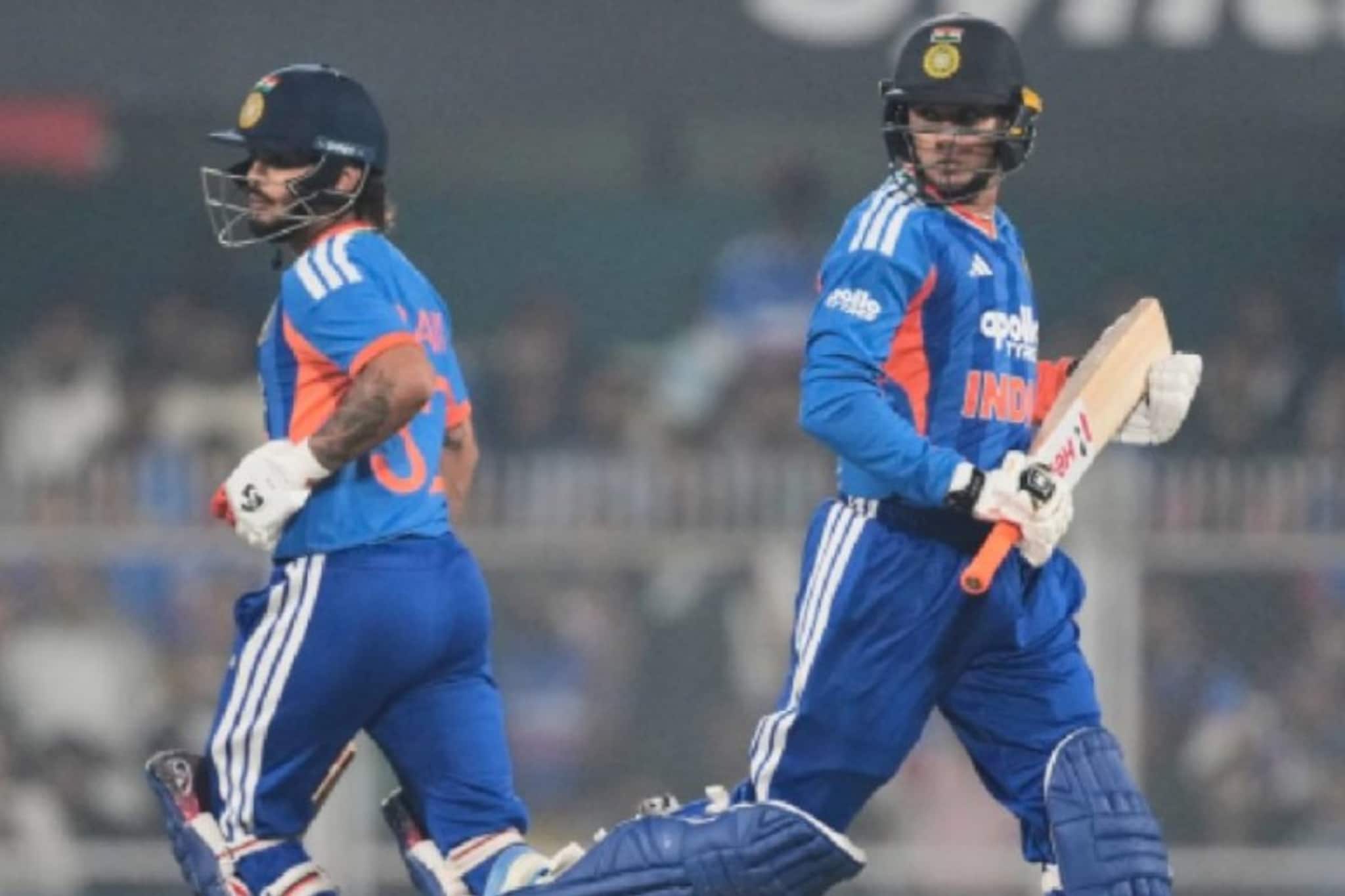 এমনটা হবে আশা করেননি! টি-২০ বিশ্বকাপের মাঝেই খারাপ খবর পেলেন ভারতের বাঁ-হাতি তারকা ওপেনার