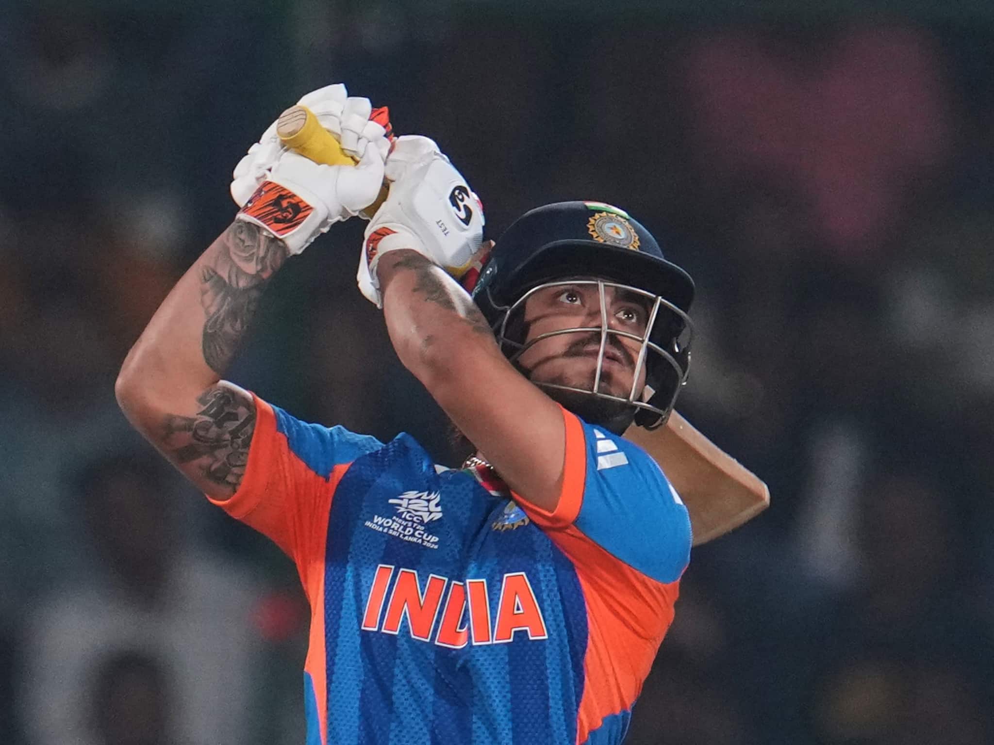 পাওয়ার প্লে-তে ইশান কিশানের ব্যাটিং তাণ্ডব! চোখে সর্ষে ফুল দেখল নামিবিয়া!