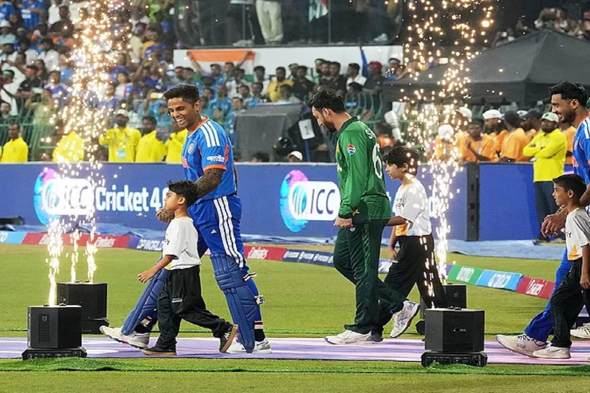 ভেঙেচুরে সাফ হল ভারত-পাকিস্তান ম্যাচের পুরনো সব রেকর্ড, আয় ও ভিউ ভাঙল সব রেকর্ড ভেঙেচুরে সাফ হল ভারত-পাকিস্তান ম্যাচের পুরনো সব রেকর্ড, আয় ও ভিউ ভাঙল সব রেকর্ড