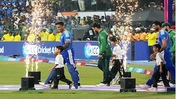 ভেঙেচুরে সাফ হল ভারত-পাকিস্তান ম্যাচের পুরনো সব রেকর্ড, আয় ও ভিউ ভাঙল সব রেকর্ড