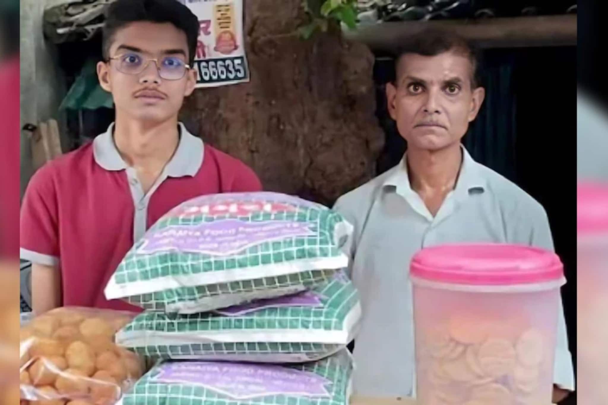 বাবার সঙ্গে ফুচকা বিক্রি, ক্লাস ১১-এ ফেল! JEE-তে তুখোড় ফল করে এখন IIT-তে হর্ষ বাবার সঙ্গে ফুচকা বিক্রি, ক্লাস ১১-এ ফেল! JEE-তে তুখোড় ফল করে এখন IIT-তে হর্ষ