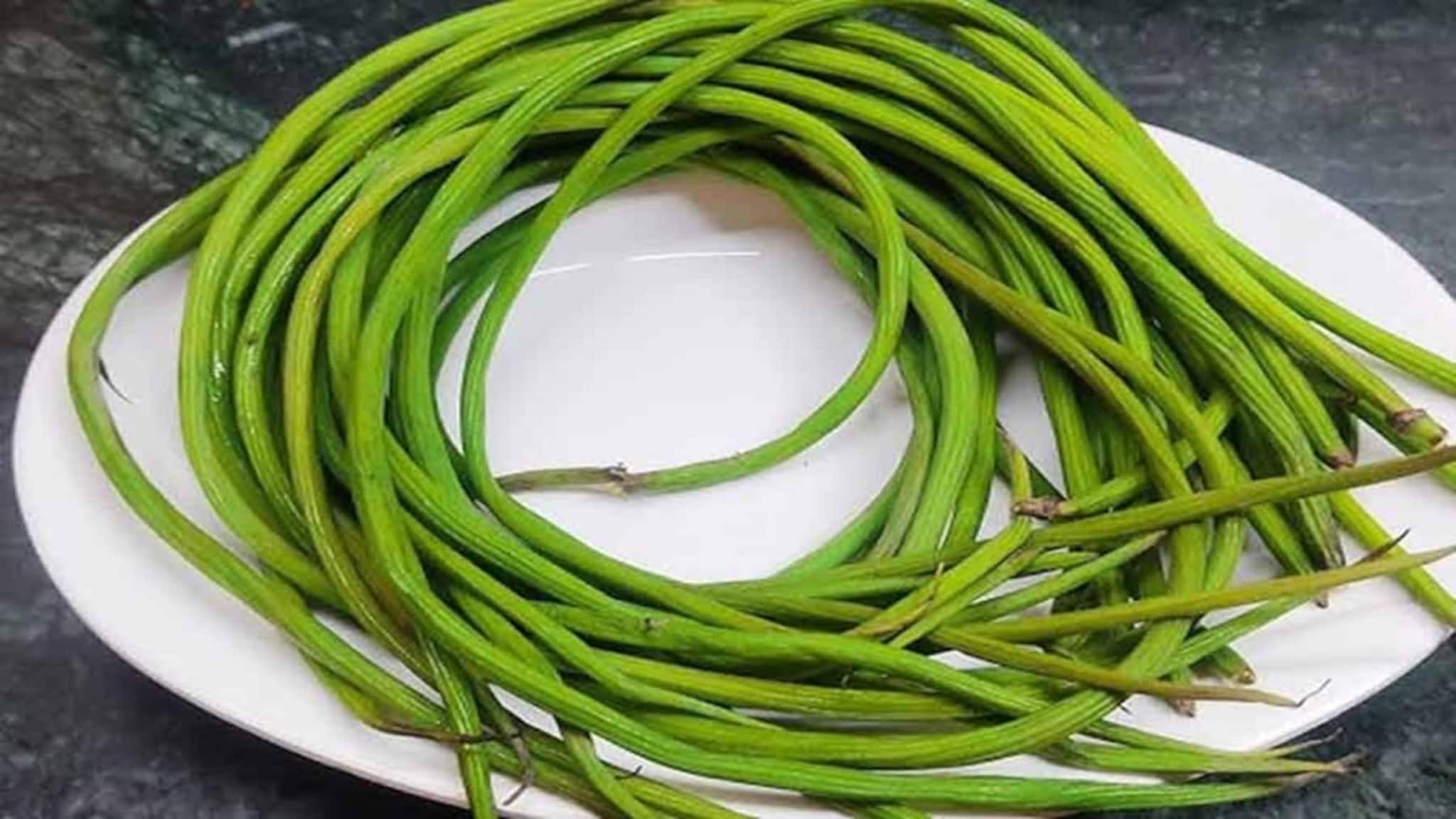 Baby Drumstick Moringa Health Benefits: দামি মনে হলেও অ্যান্টি-পক্স কচি সজনে কিনে খান, ওজন রুখে দেয় এই সবজি! উপকারের তালিকা জানুন