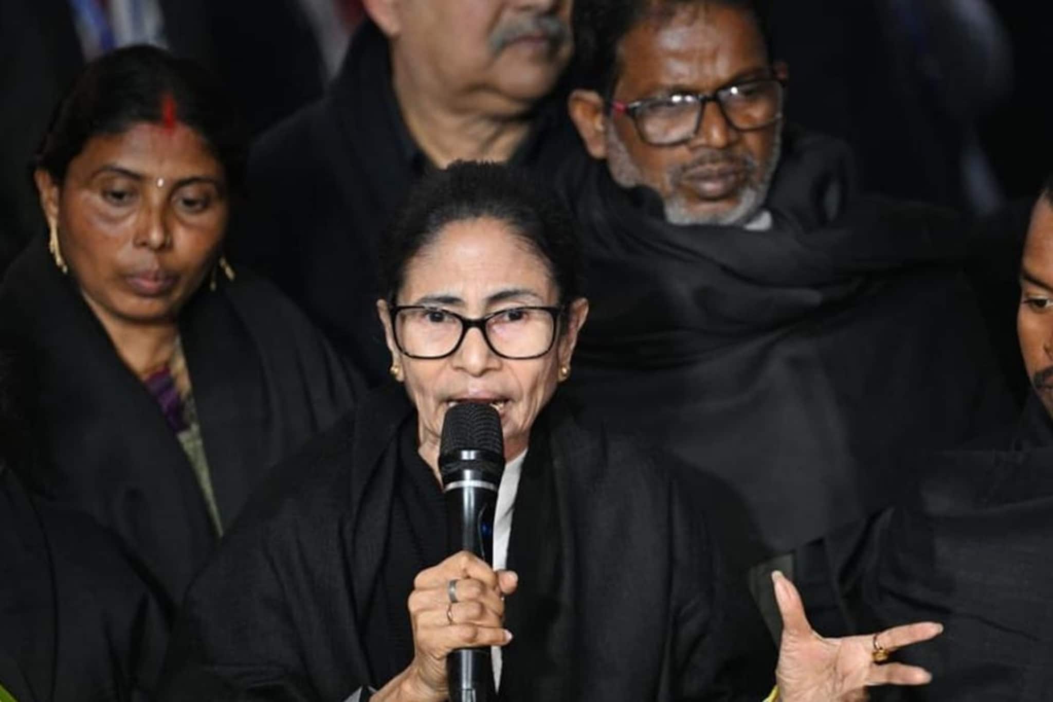 SIR মামলায় সুপ্রিম কোর্টে আজ সওয়াল করবেন মমতা বন্দ্যোপাধ্যায় ! আগ্রহ তুঙ্গে গোটা দেশের