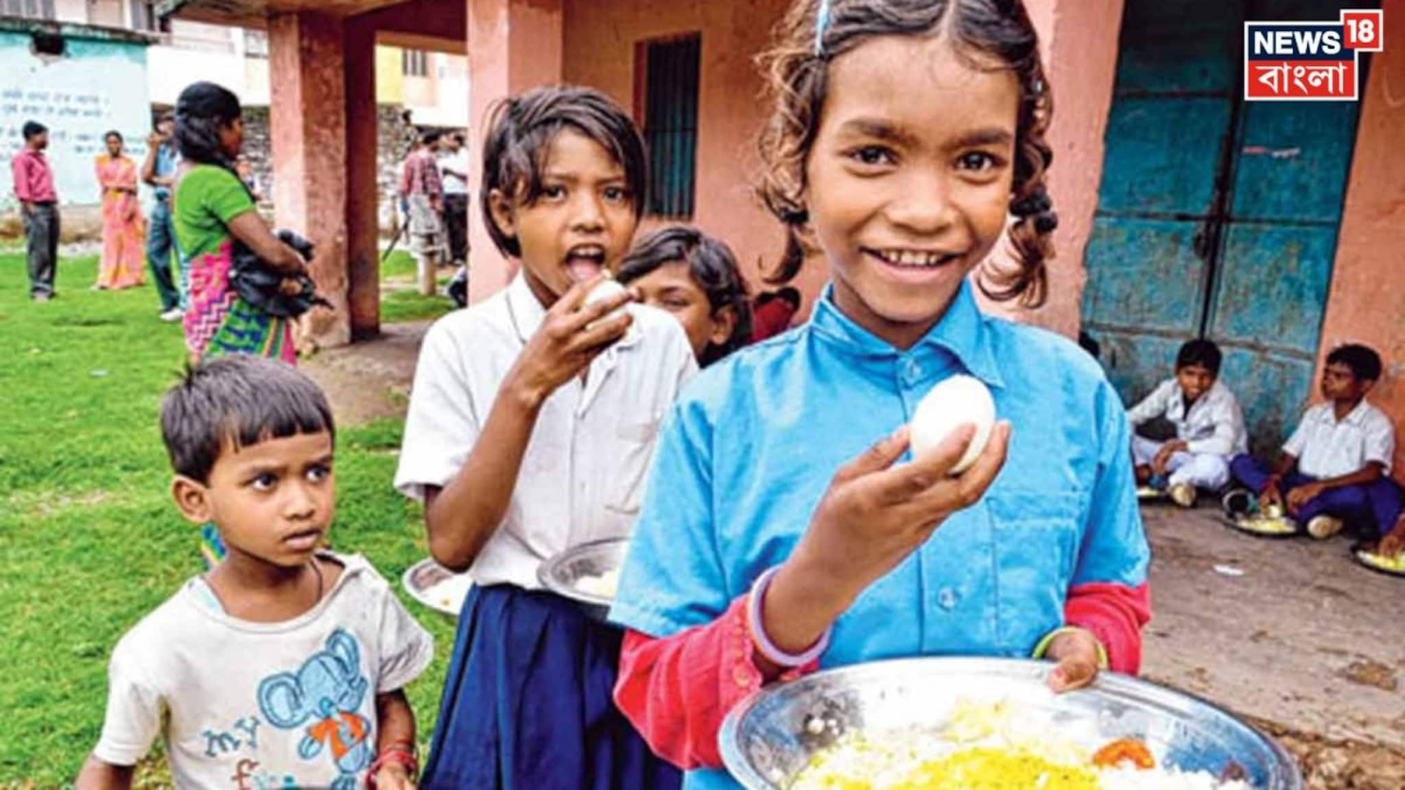 Mid Day Meal: মিড-ডে মিলে এবার বাড়তি ডিম! ৩১ মার্চের মধ্যে এক ডজন ডিম খাওয়াতে হবে পড়ুয়াদের, নির্দেশ শিক্ষা দফতরের