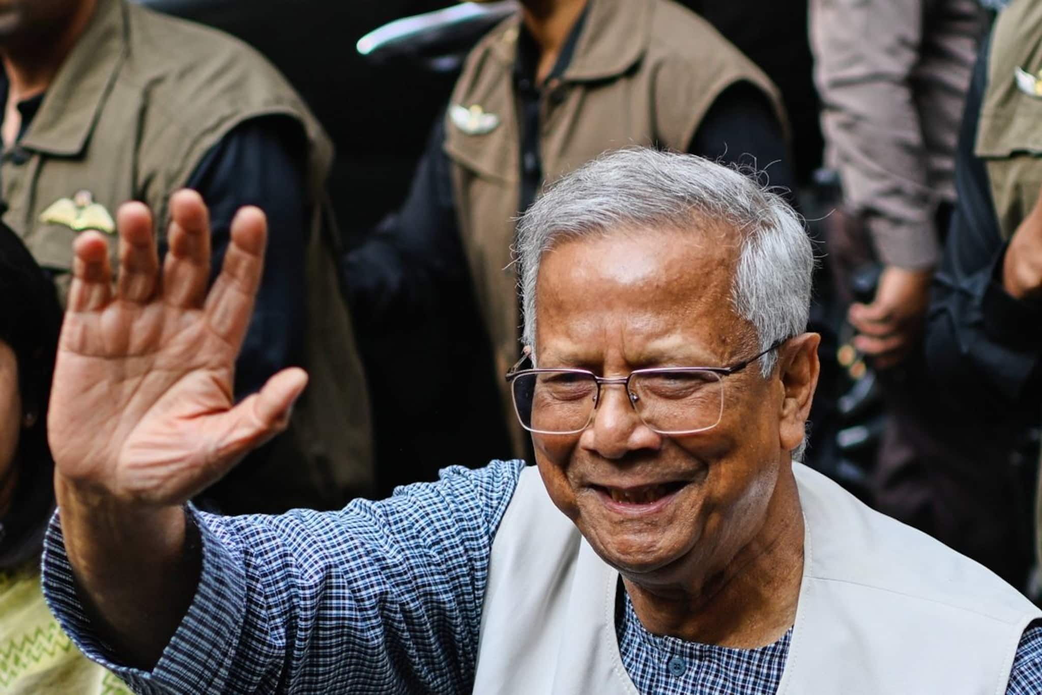 ‘নেপাল, ভুটান, এবং...’: বাংলাদেশের অর্থনীতি বোঝাতে জুড়লেন ‘সেভেন সিস্টার্স’-কে !