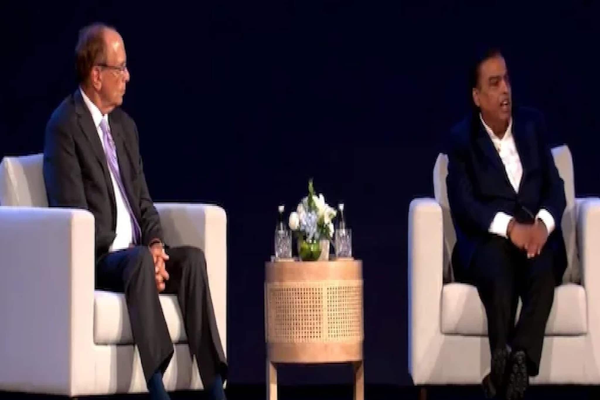 গাড়িতে বসে ৩০০ মিলিয়ন ডলারের চুক্তি! মুকেশ আম্বানি-ল্যারি ফিঙ্কের জিও ব্ল্যাকরকের সাফল্য