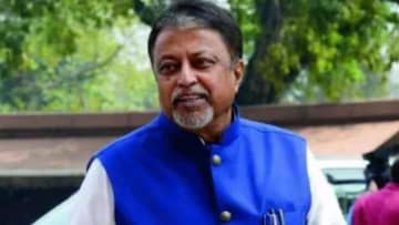 মমতার একসময়ের ছায়াসঙ্গী! তারপরে বিচ্ছেদ এবং ঘরে ফেরা, তৃণমূলের জন্ম থেকেই ছিলেন মুকুল মমতার একসময়ের ছায়াসঙ্গী! তারপরে বিচ্ছেদ এবং ঘরে ফেরা, তৃণমূলের জন্ম থেকেই ছিলেন মুকুল