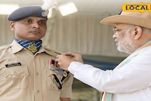CRPF: পুলওয়ামা হামলায় জঙ্গিদের বিরুদ্ধে দুঃসাহসিক লড়াই! মুর্শিদাবাদের সেনা জওয়ানকে বীরত্বের সম্মান, গ্যালান্ট্রি মেডেল পরালেন অমিত শাহ 
