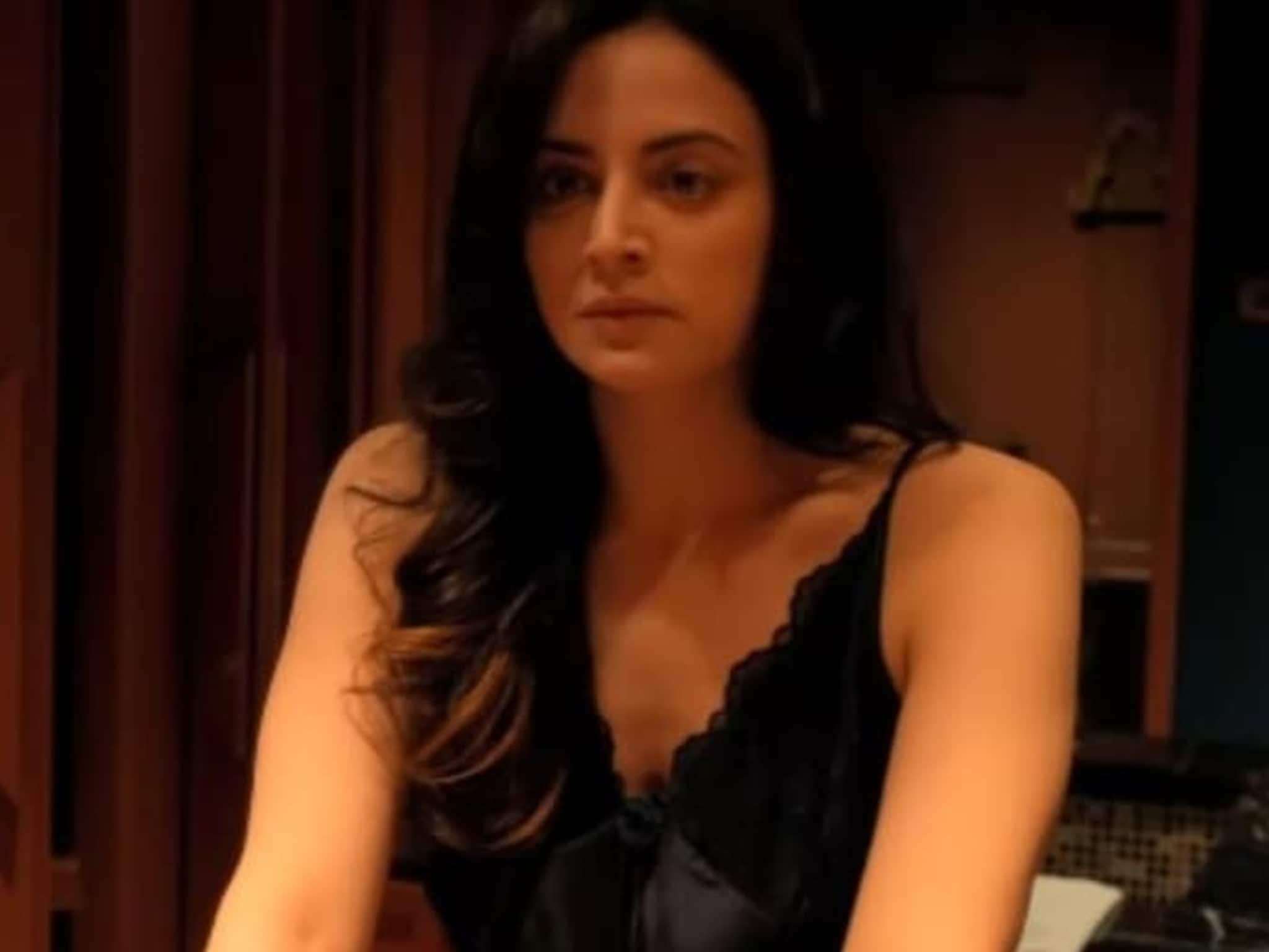 ৭.২ রেটিং, ভারতীয় সিরিজের ১২ দিনে ৫ কোটি ভিউ ! বিশ্বব্যাপী নেটফ্লিক্সে ১ নম্বর হিট