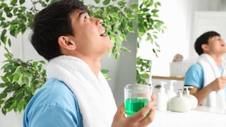 মাউথওয়াশ আপনার মুখের মাইক্রোবায়োমের ক্ষতি করতে পারে মাউথওয়াশ আপনার মুখের মাইক্রোবায়োমের ক্ষতি করতে পারে