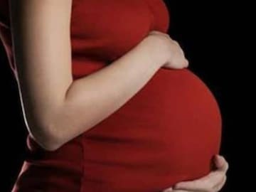 IVF ছাড়া কত বছর বয়স পর্যন্ত মেয়েদের স্বাভাবিকভাবে গর্ভধারণ করা নিরাপদ? জানুন IVF ছাড়া কত বছর বয়স পর্যন্ত মেয়েদের স্বাভাবিকভাবে গর্ভধারণ করা নিরাপদ? জানুন