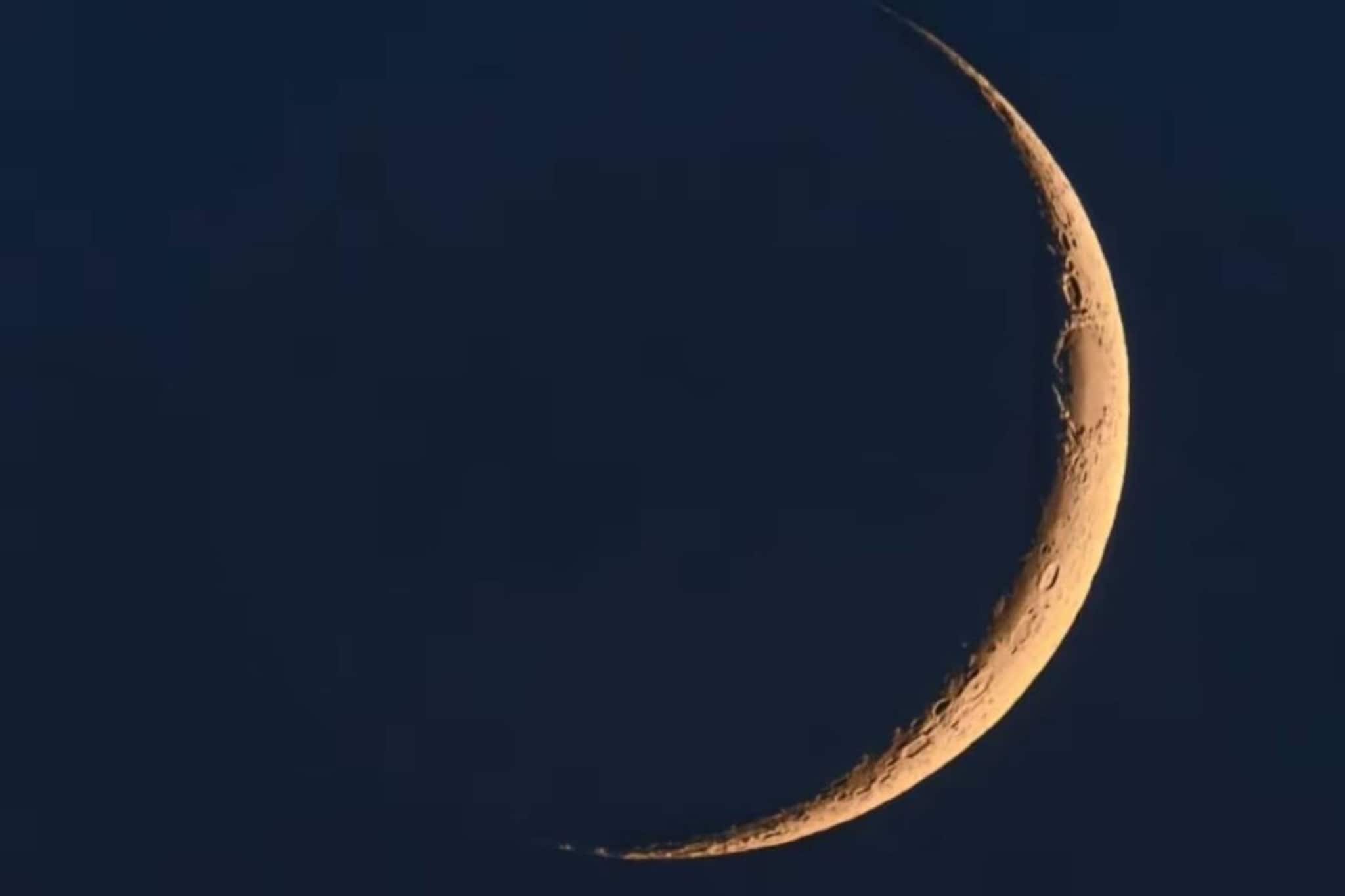 আজ ফাল্গুন অমাবস্যা! খাবেন না ৬ সবজি ও ১ বিশেষ খাবার! অনর্থ-অনটন-অশান্তিতে ছত্রভঙ্গ সংসার আজ ফাল্গুন অমাবস্যা! খাবেন না ৬ সবজি ও ১ বিশেষ খাবার! অনর্থ-অনটন-অশান্তিতে ছত্রভঙ্গ সংসার