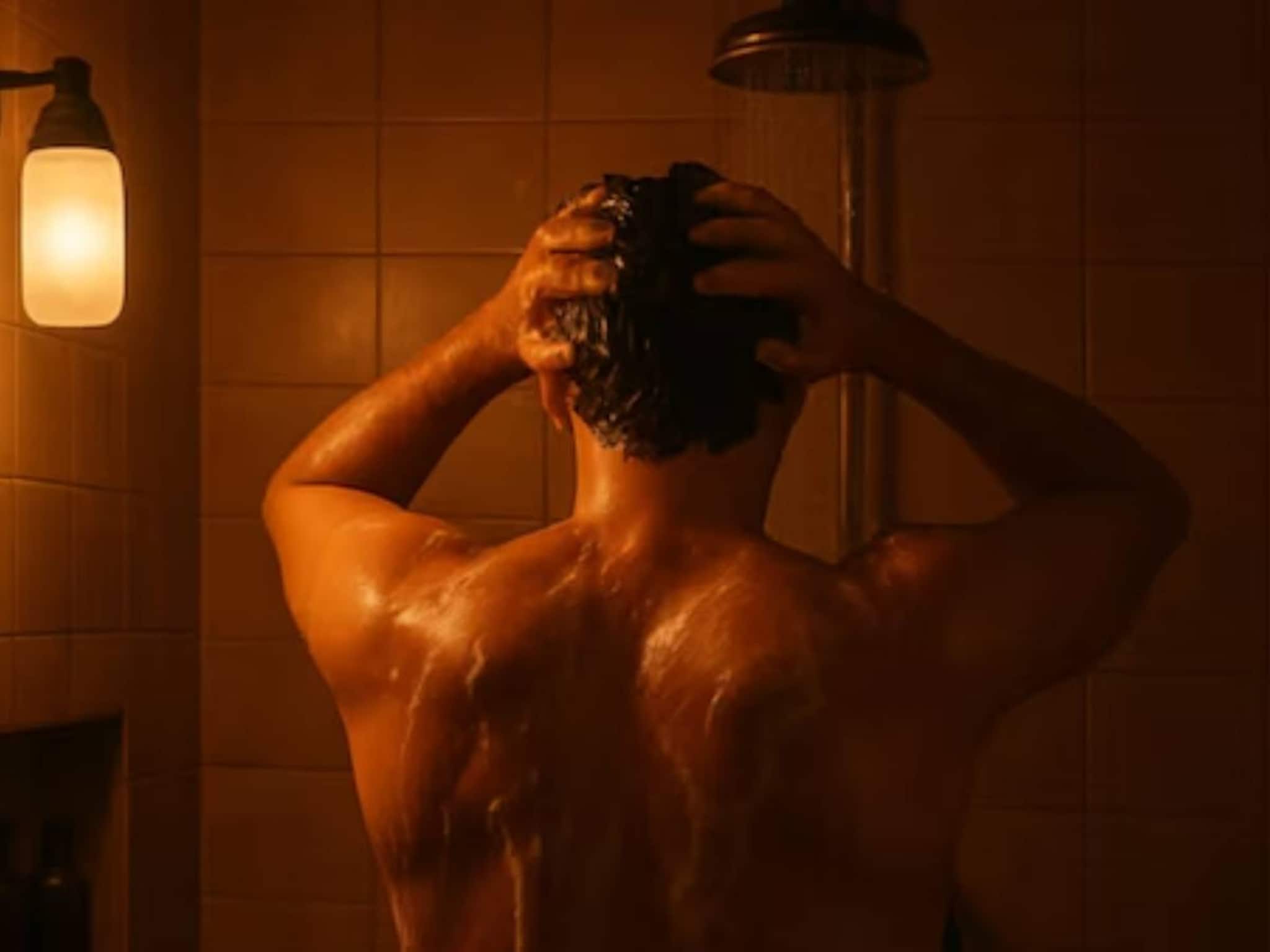 বাথরুমে স্নান করুন এভাবে! নিমেষে গায়েব উদ্বেগ! বালিশে মাথা রাখা মাত্র চোখে নেমে আসবে ঘুম